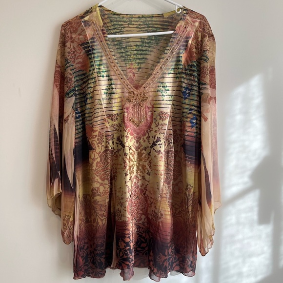 PRINTED‎ Top with Beading Detail - Picture 1 of 5